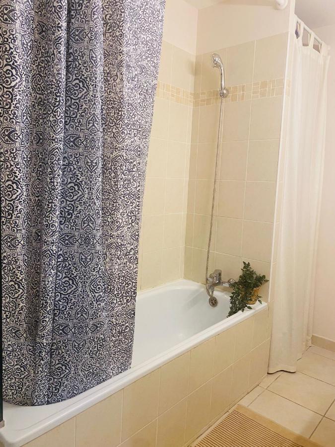 Joli Appartement Intra-Muros Avignon Luaran gambar